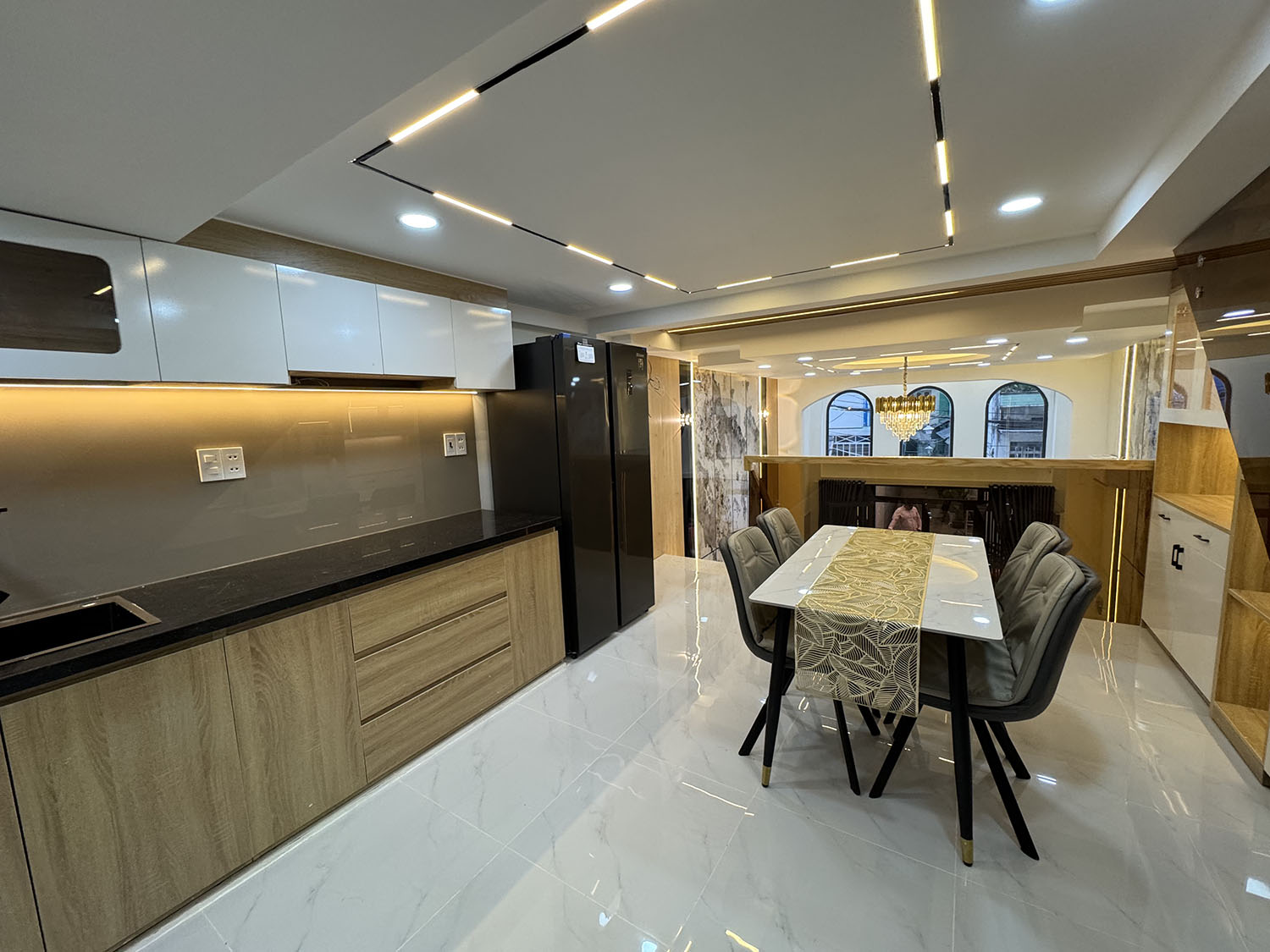 Lửng+1 lầu 4,2x12=50m2 có phòng master tầng trệt cho người lờn full nội thất khu vip Nguyễn Văn Đậu